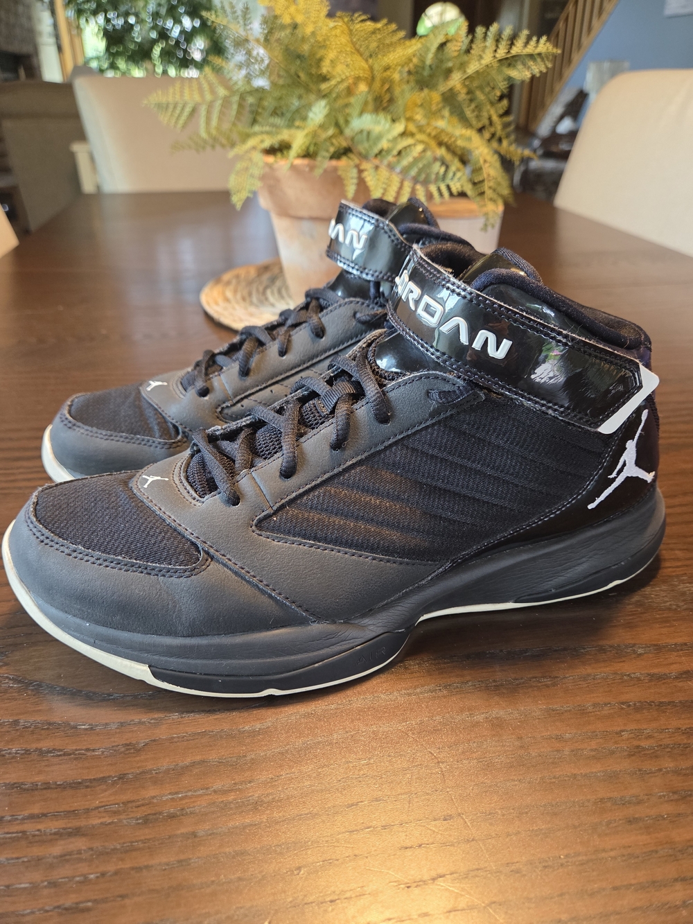 Jordan BCT Mid 3 Black White Discontinued Trainer Size 10